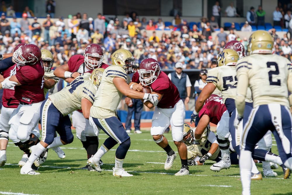 juego de futbol americano Pumas