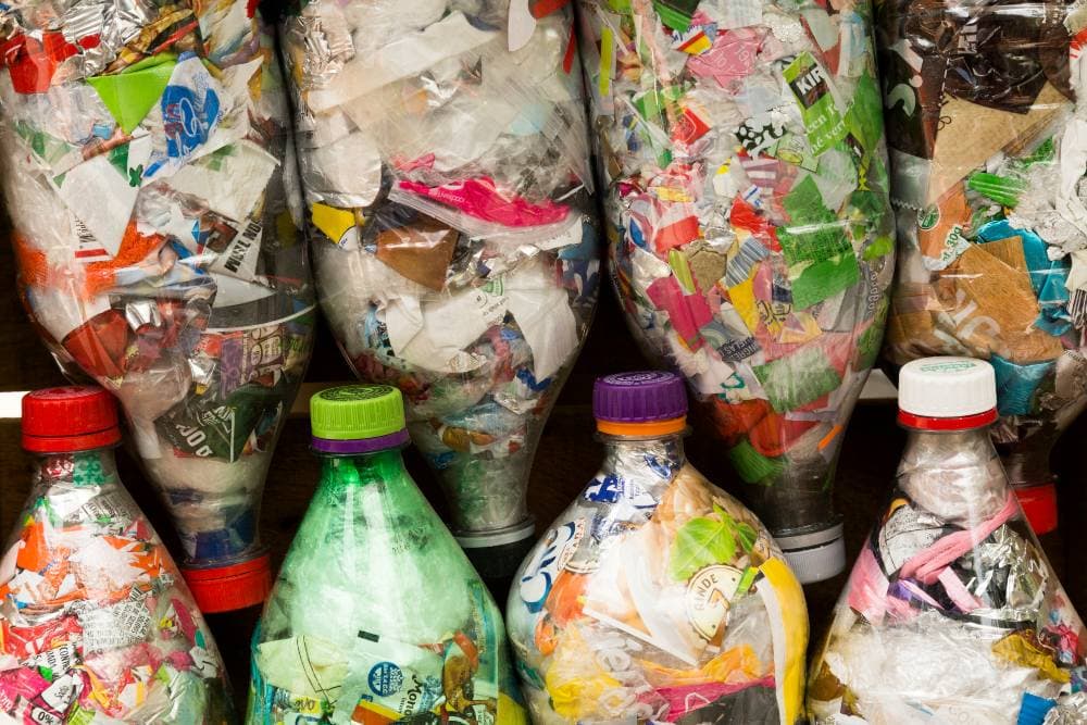 Botellas de refresco Ecoladrillos