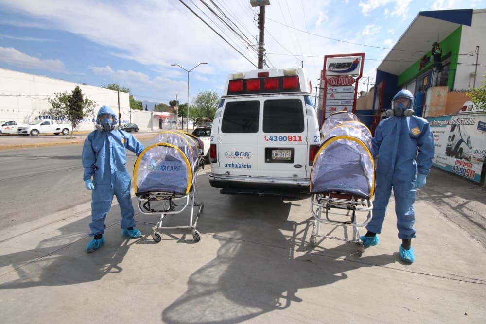 médicos contagiados de COVID-19