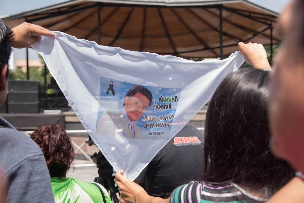 cierres por el homenaje a josé josé