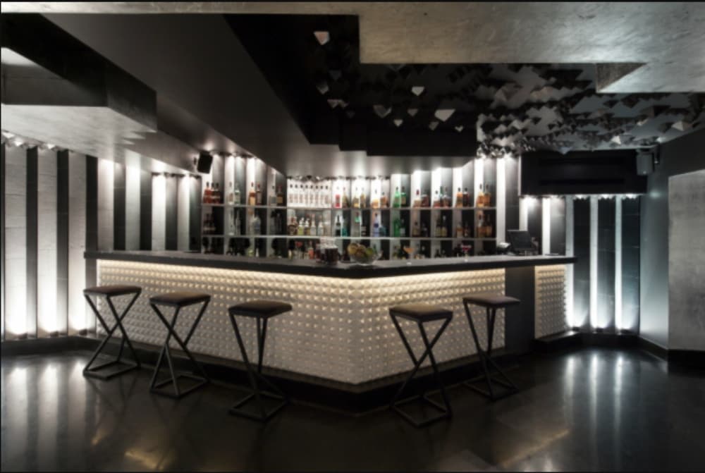 JULES BASEMENT CIERRA SUS PUERTAS