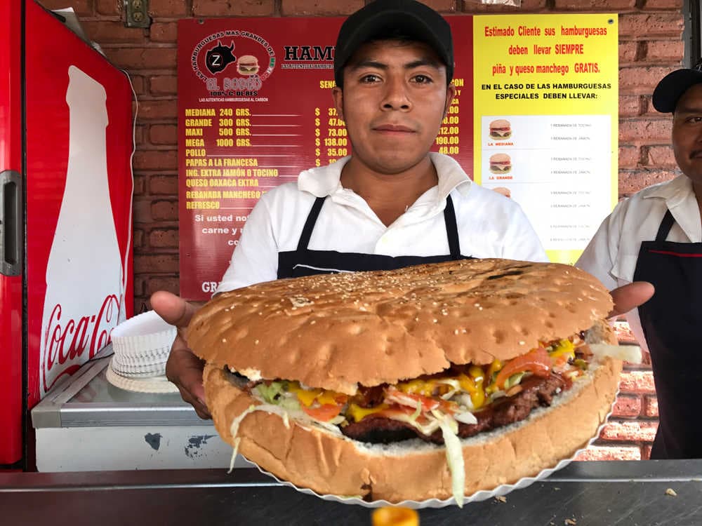 Hamburguesas gigantes de Izcalli