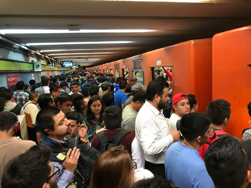 por qué huelo mal