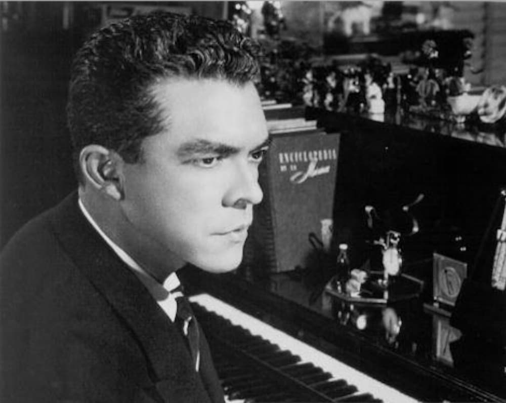 Juan García Esquivel