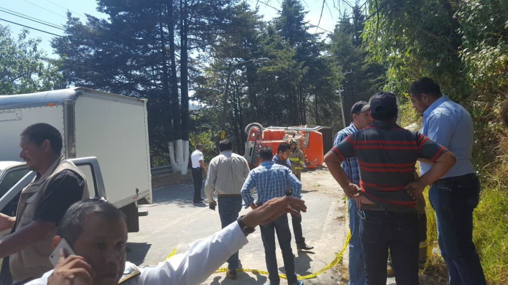 Accidente en la carretera Huixquilucan-Marquesa deja al menos 3 muertos