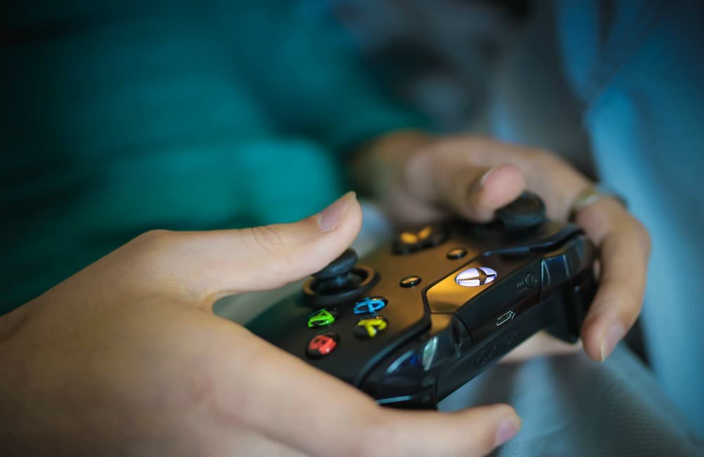 ¿Tu nombre completo quedó al descubierto mientras jugabas en línea? Checa cómo modificar tus ajustes de privacidad en Xbox.