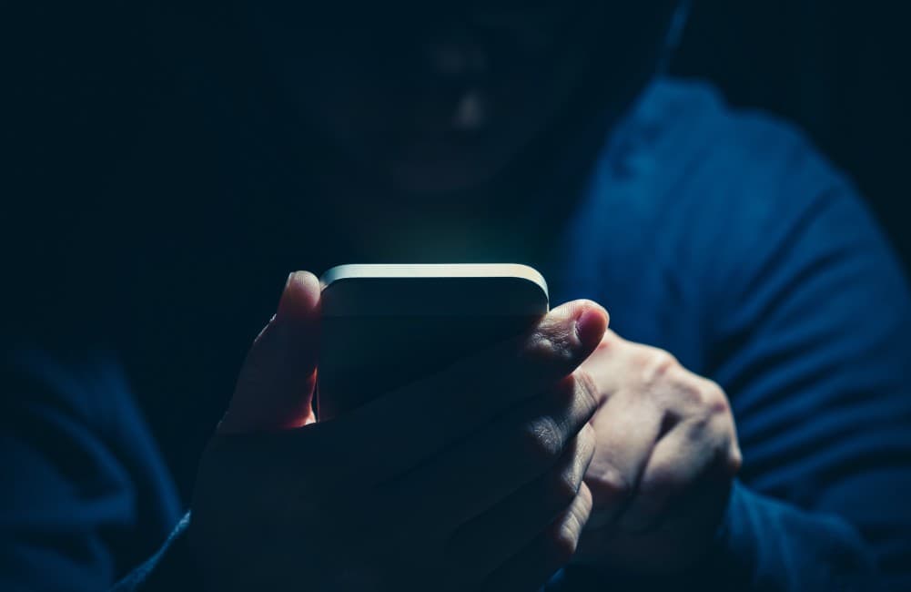 Reportan robo en una tienda de San Ángel. Se llevaron varios celulares