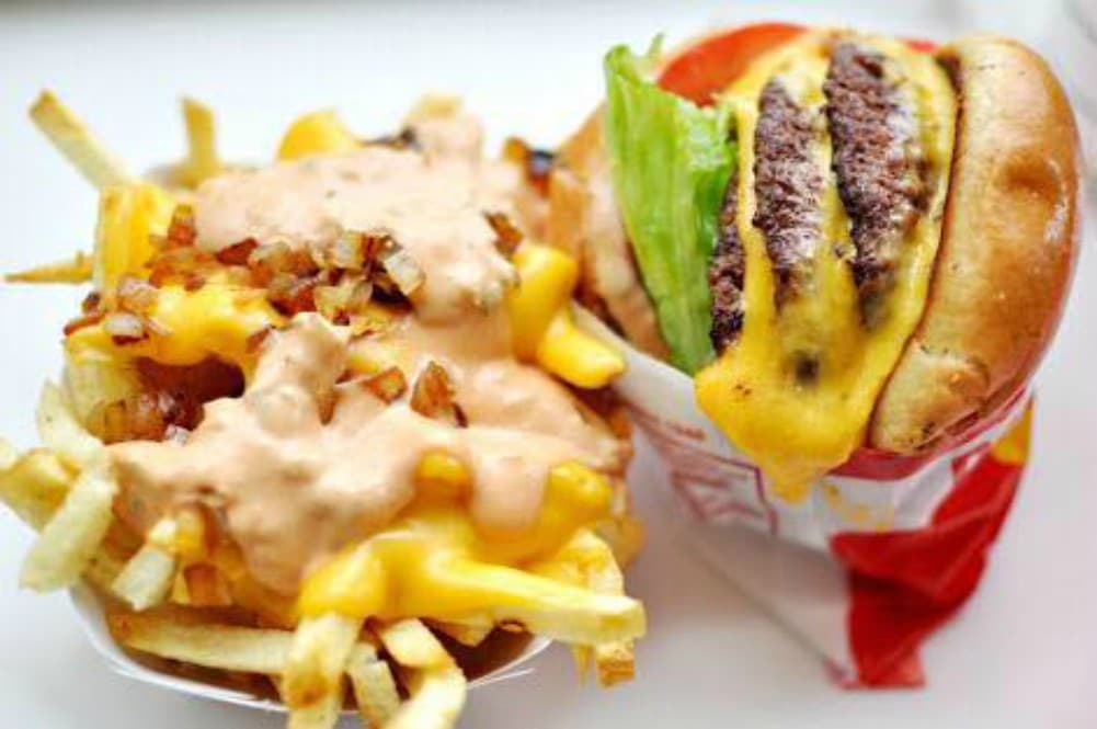 ¿Neta habrá hamburguesas de In N Out en México?