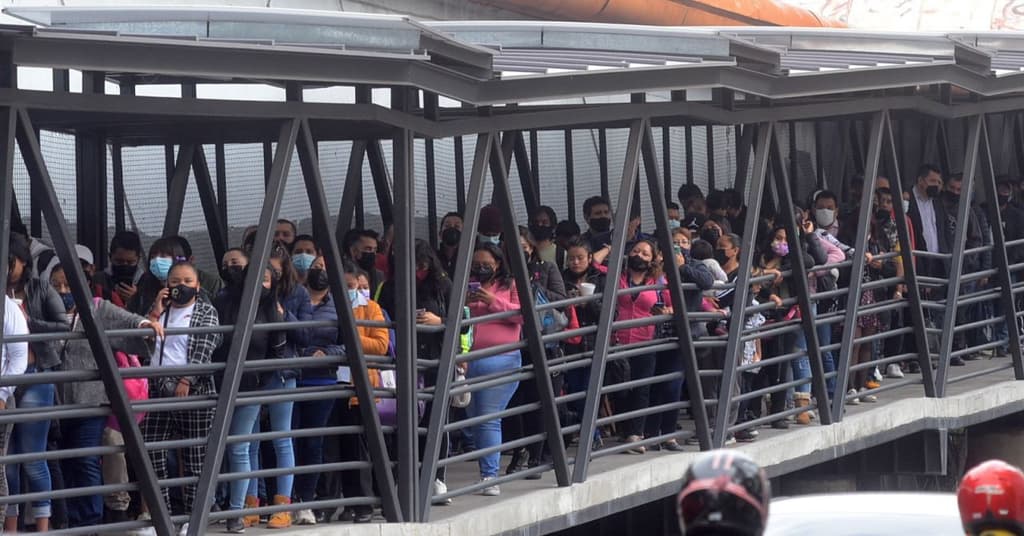 retrasos en la línea 8