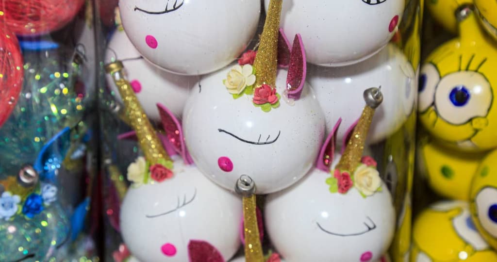 Esferas navideñas artesanales en CDMX