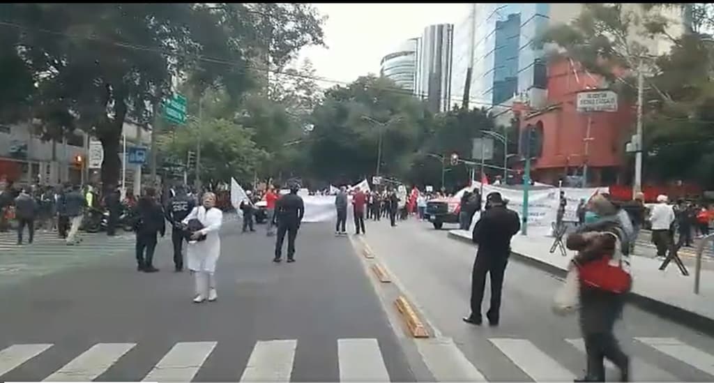 bloqueo en insurgentes