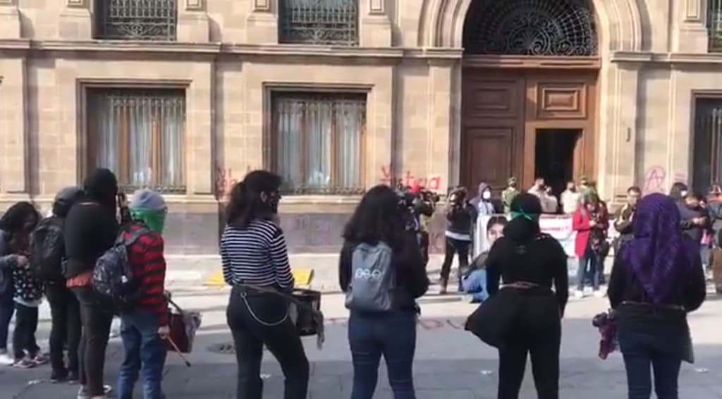 feminicidios en el país