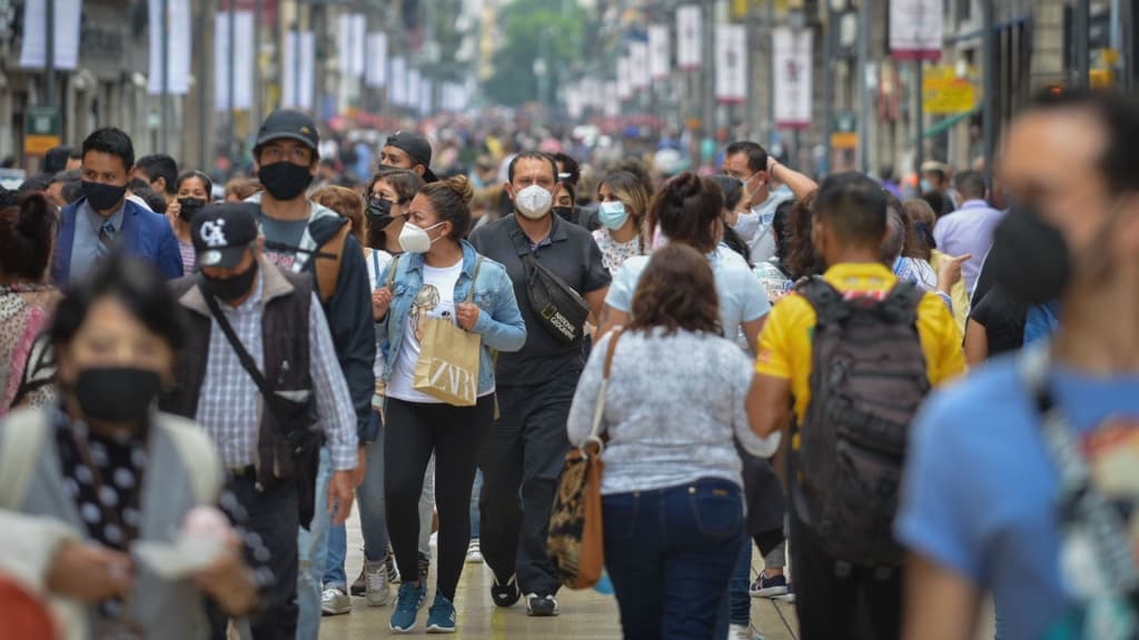 CDMX vuelve a semáforo rojo