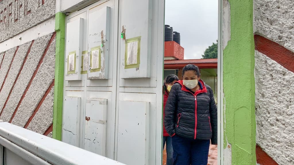 cierre de una secundaria del Edomex