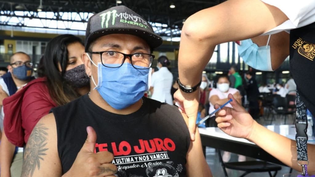 Vacunación en municipios del Edomex