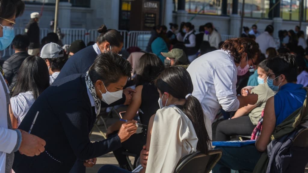 Vacunación de 15 a 17 años en Ecatepec