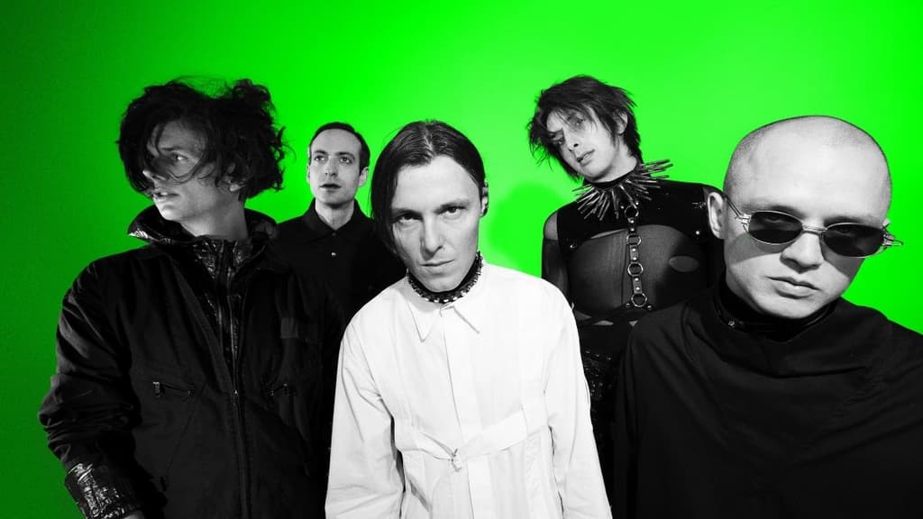 Entrevista con Faris, vocalista de The Horrors.