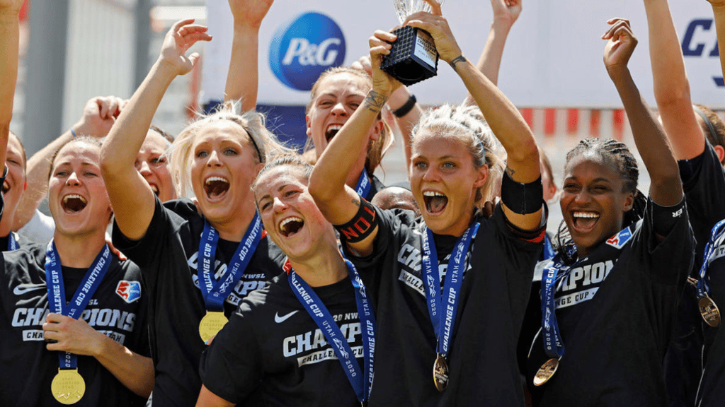 IGUALDAD FUTBOLISTAS MUJERES PAGA