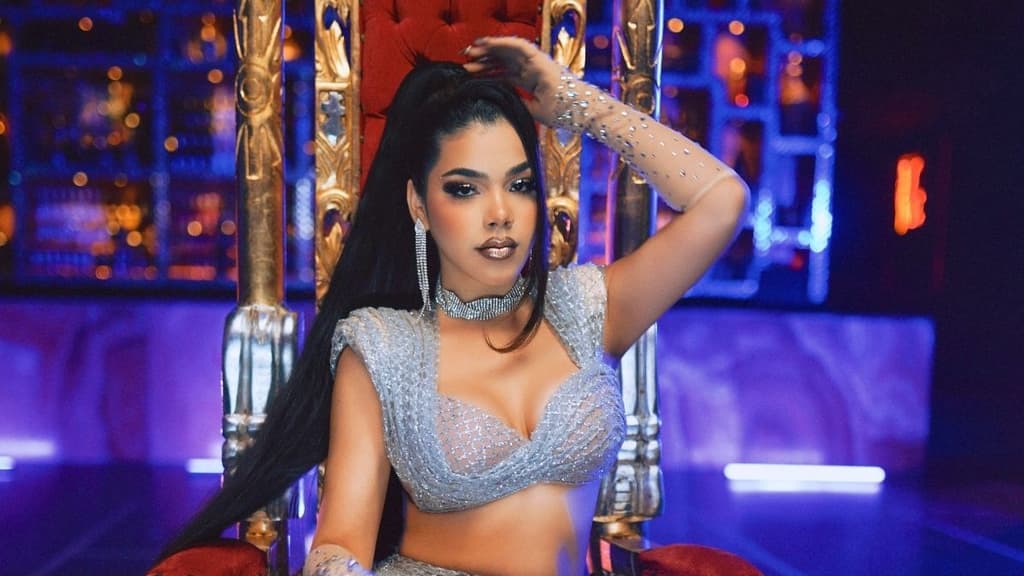 Kenia Os habla sobre su música, próximos conciertos y ser influencer