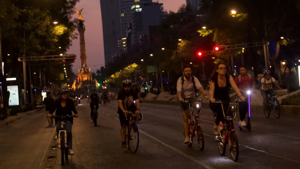 paseo nocturno en bici