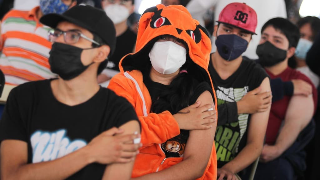 vacuna de refuerzo a 18 a 29 años