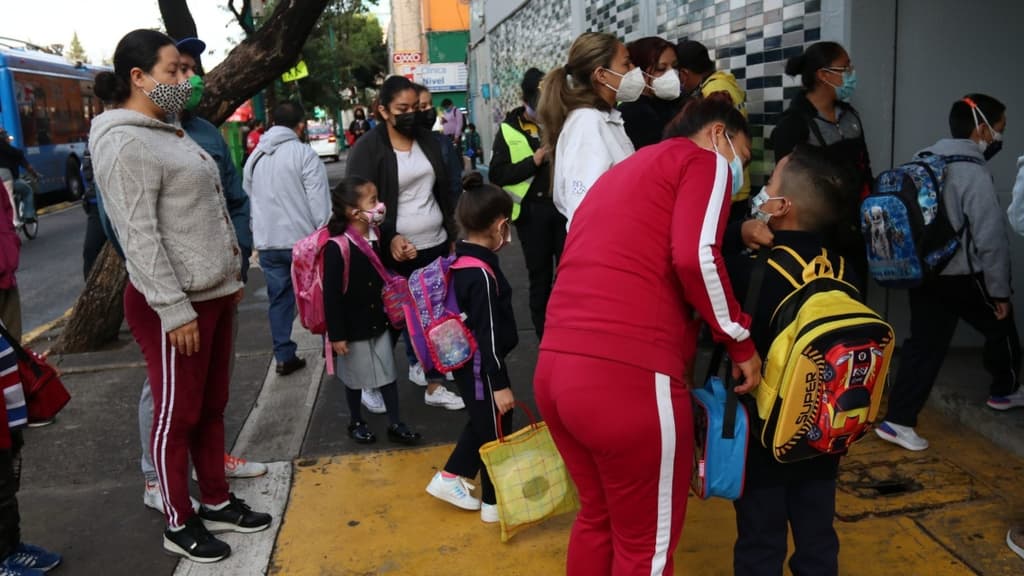 clases presenciales todos los días