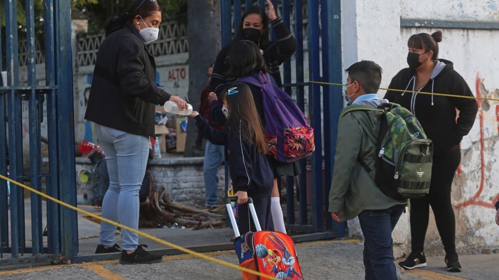 escuelas de tiempo completo en la CDMX