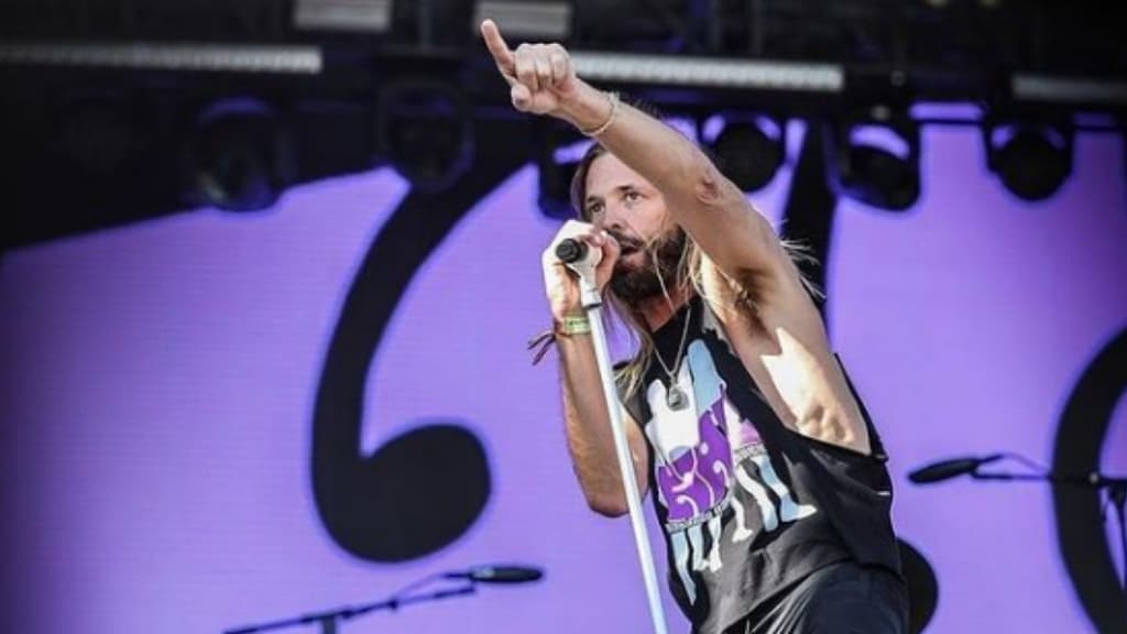 Taylor Hawkins, baterista de Foo Fighters, muere en Colombia.