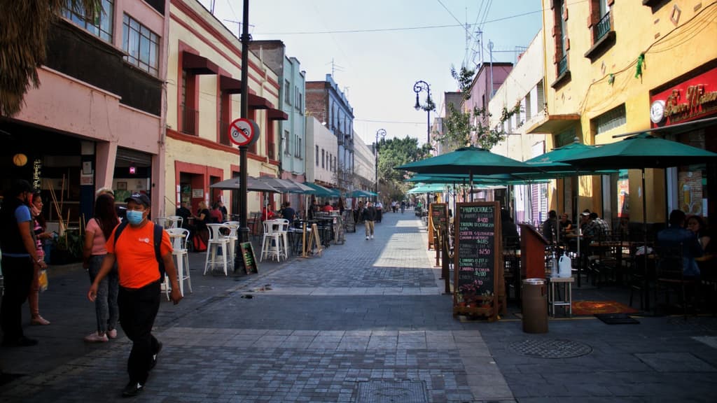 cambios a los negocios del Centro Histórico