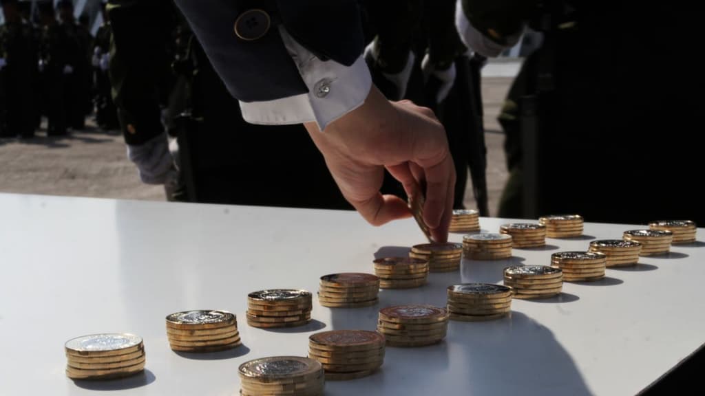 moneda conmemorativa de la Marina