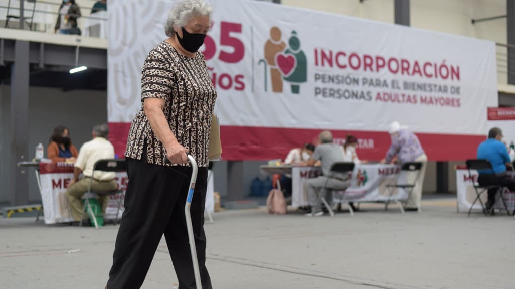 pensión bienestar adultos mayores 2022