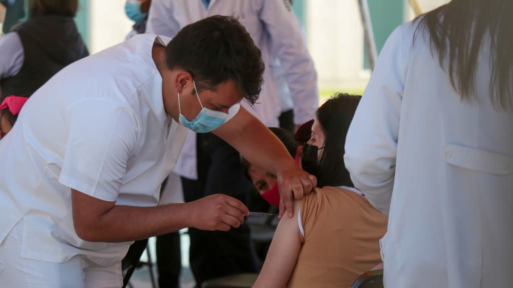 vacunación a personas de 12 y 13 años en Edomex