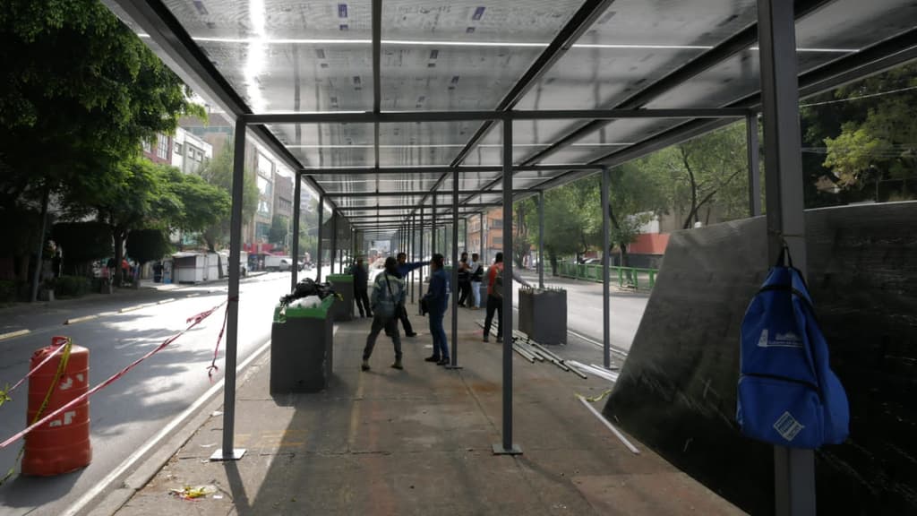 paradas emergentes por cierre de Línea 1