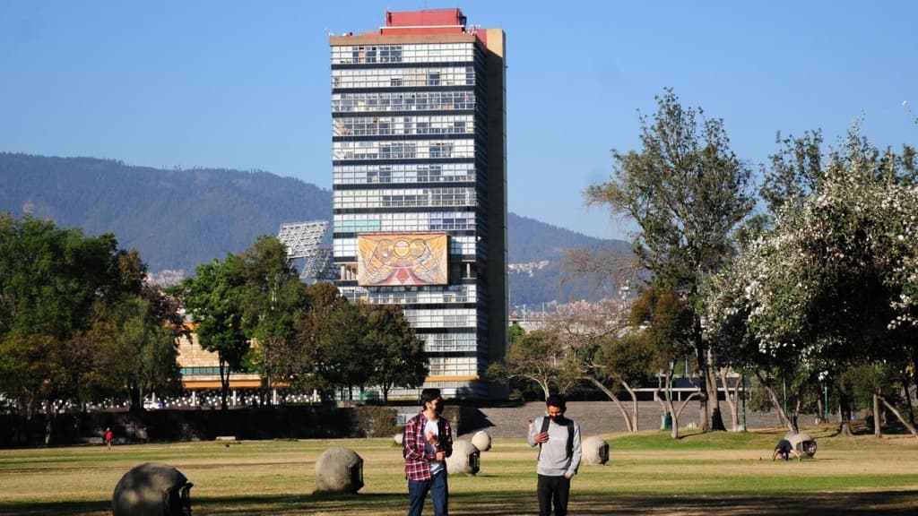 segunda vuelta del examen en la UNAM