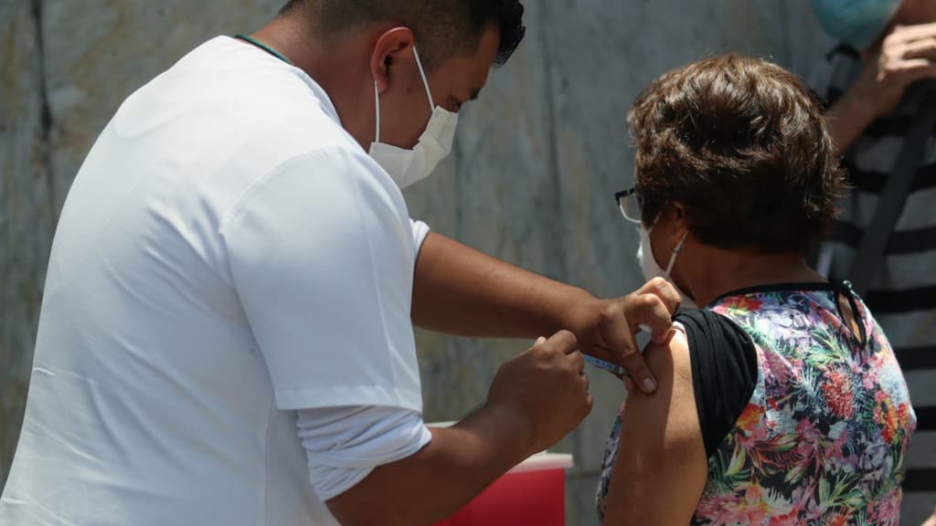 vacunación a rezagados en Edomex