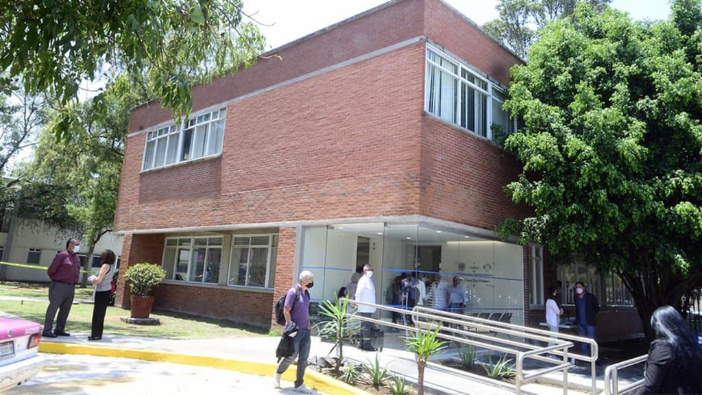 Clínica de Cirugía Oral y Maxilofacial