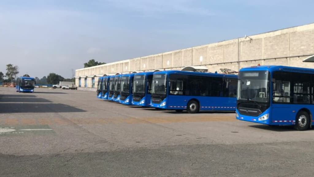 fecha de inauguración del Trolebús Elevado