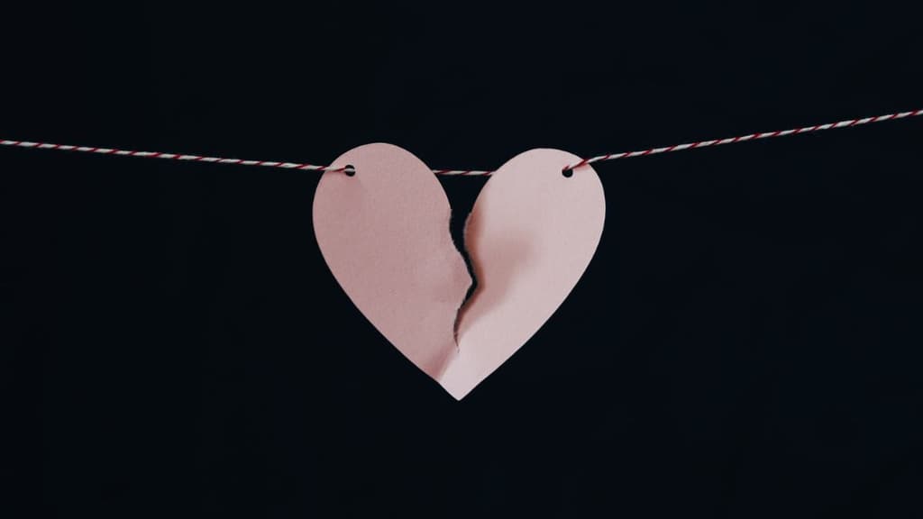 ¿Necesitas cerrar un ciclo? Ve cómo hacerlo en el Museo de las Relaciones Rotas.