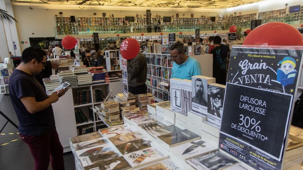 venta nocturna de libros