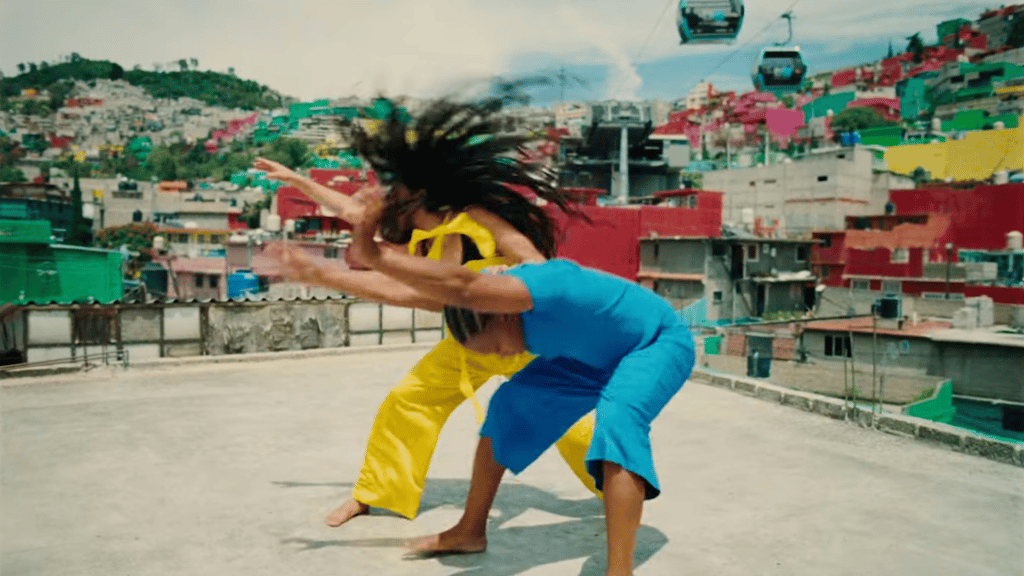 elton britney video CDMX