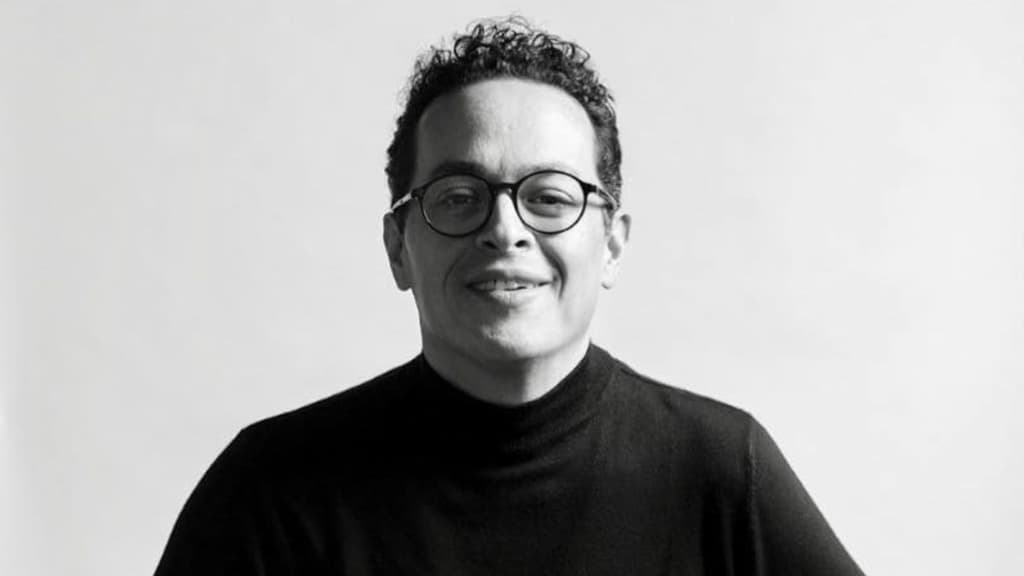 Por Mis Webs stand-up.