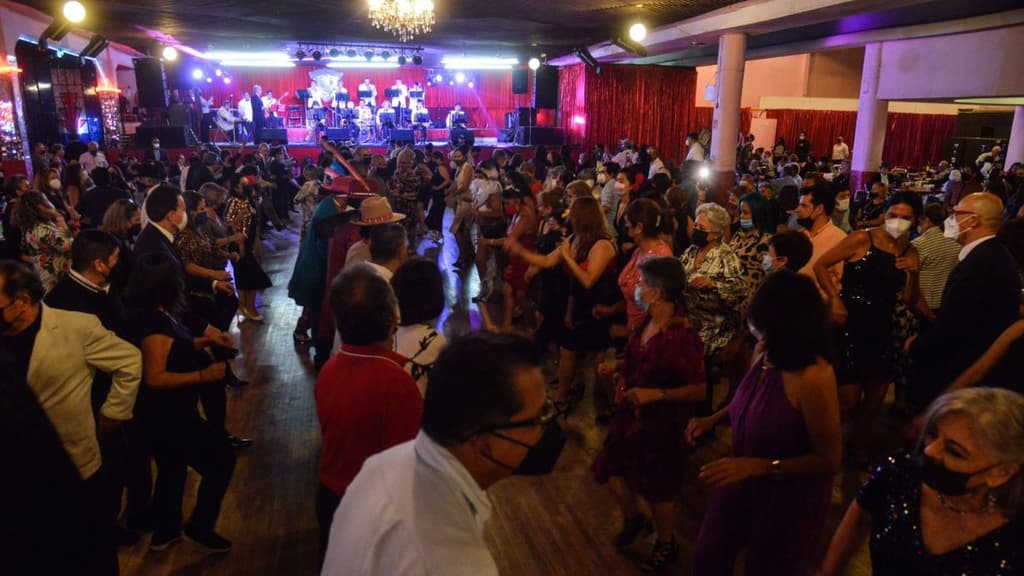 Homenaje a Celia Cruz Salón Los Ángeles