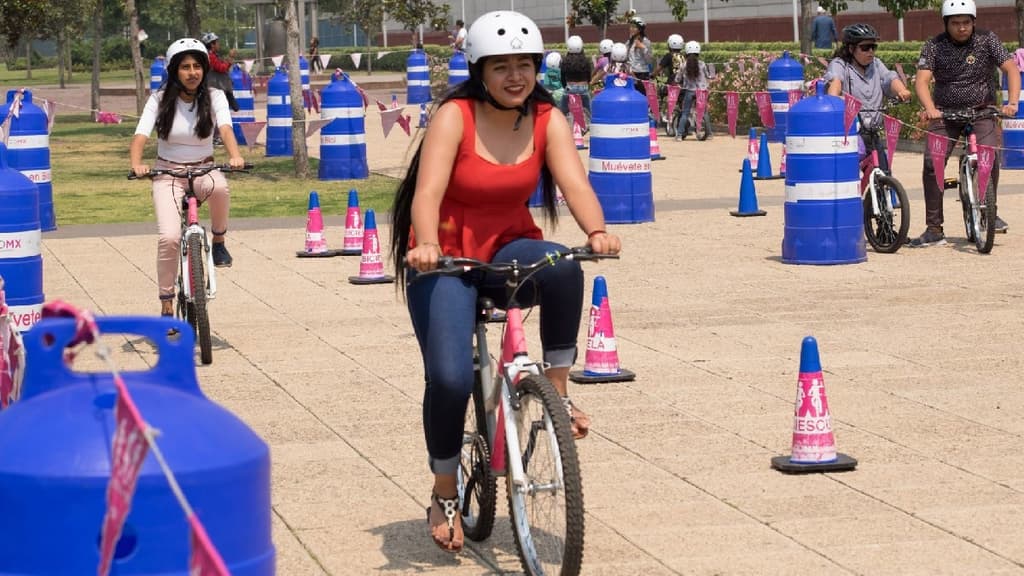 Rodada ciclista en el parque ecológico lago de Texcoco