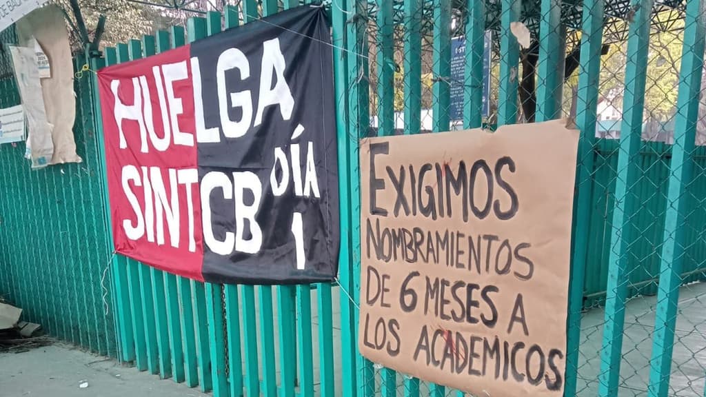 Huelga en e colegio de bachilleres