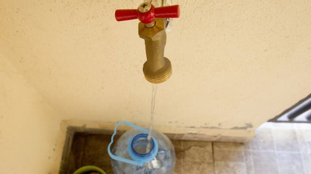 Reducción de agua en la GAM