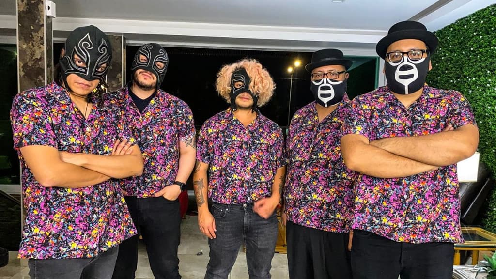 Cáele al concierto de Sr. Bikini en CDMX.