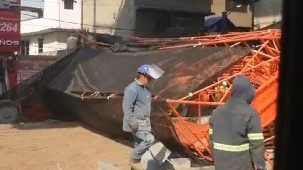 Caída de andamio en Línea 12.