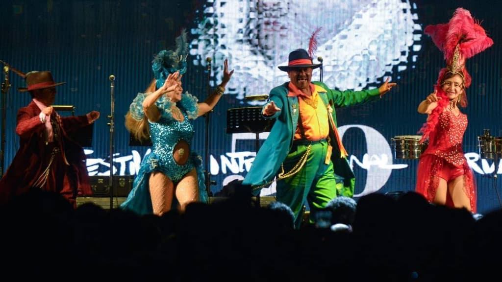 Baile y pasarela de Pachucos en CDMX