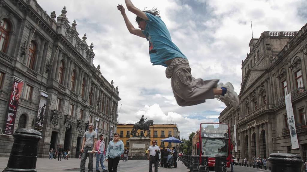 Día Mundial del Parkour y dónde practicarlo en CDMX