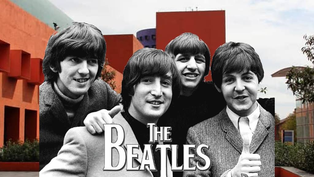 Sesión de apreciación musical de The Beatles en el Cenart